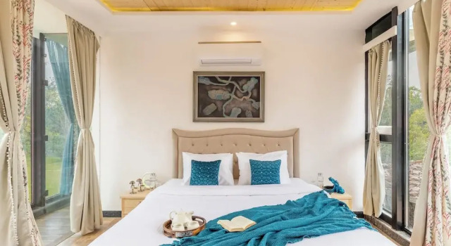 ELIVAAS 3 BHK Handa's Getaway with pool, Забронировать Вилла Фаридабад штат Харьяна