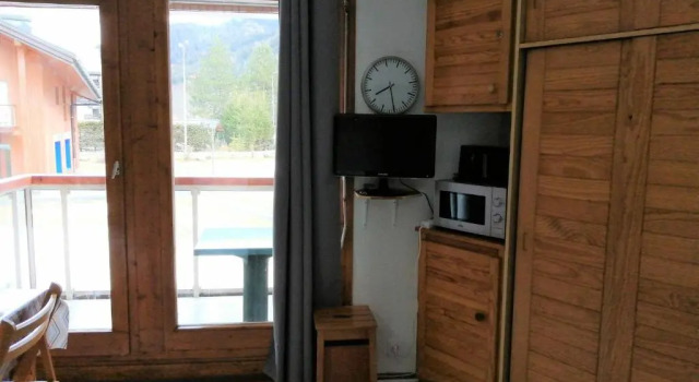 Résidence Combettes - Studio pour 4 Personnes 34, Забронировать Отель Отели Ле-Контамин-Монжуа с парковкой, рядом с Гондольный подъемник Сигналь, Парковка