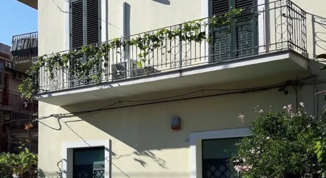 Casa Vacanza da Isa, Book Hotel Hotels in Sicily with Parking, Parking