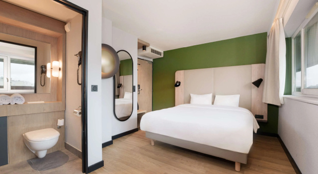Двухместный номер Standard Campanile Prime Paris 19 - La Villette