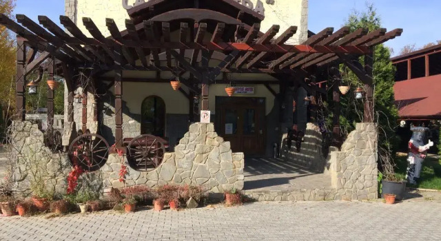 Casa de Piatra, Buchen Sie Hotel Pantelimon Ilfov