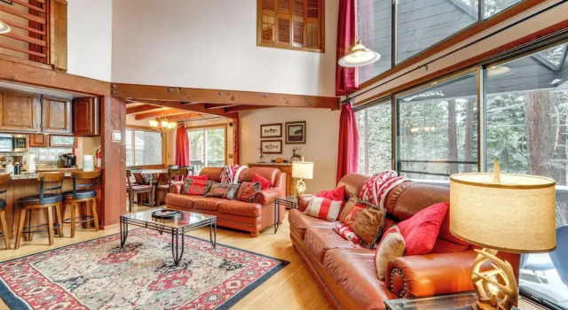 Shuttle to Slopes: Northstar Gem w/ Hot Tub Access