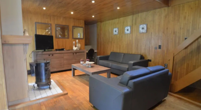Spacious Holiday Home in Peer with Garden