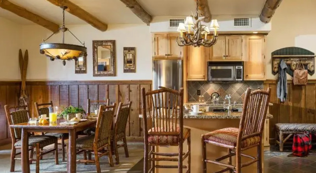Номер Standard с 3 комнатами с балконом The Whiteface Lodge