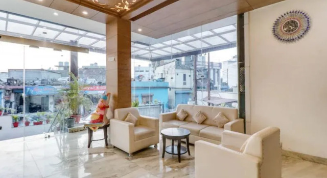 Hotel Amar Heights, Rezervovat Hotel Déhrádún Uttarakhand