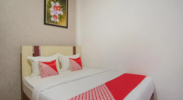 OYO 3225 Alinia Guest House Syariah, Rezerwuj Pensjonat Padang Sumatra