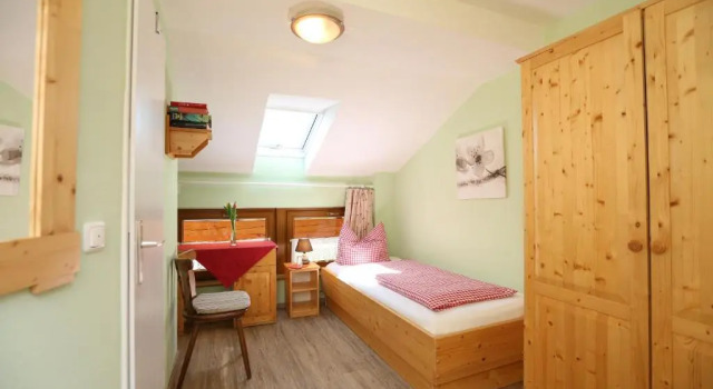 Номер Standard Pension Bergsee