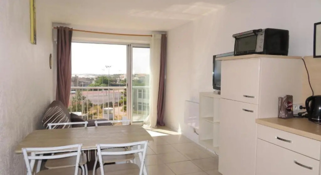 Appartement Sète, 1 pièce, 4 personnes - FR-1-338-366, Забронировать Апартаменты/квартира Апартаменты Сета, рядом с Plage de la Vigie, Апартаменты/квартира
