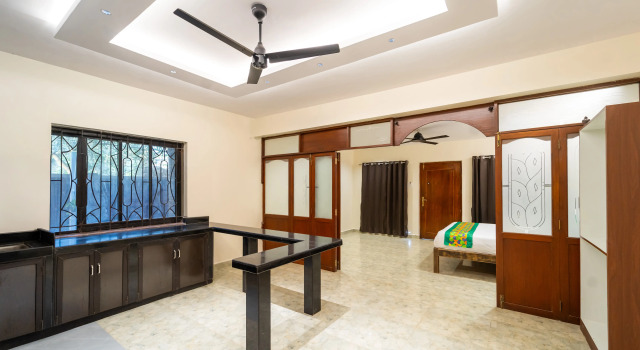 Номер Premium Treebo Grand Royale Eco Residency with Pool