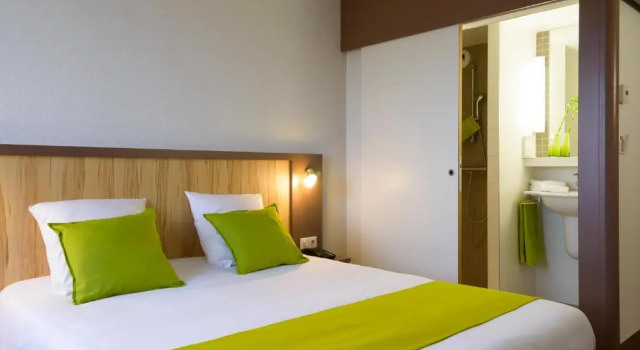Двухместный номер Standard Brit Hotel Reims Croix Blandin