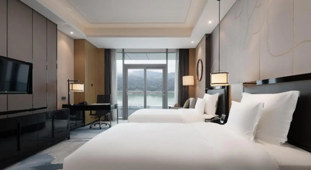 Двухместный номер Deluxe Wyndham Chongqing Yuelai