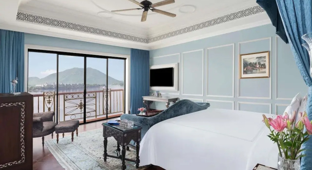 Номер Standard с балконом Raffles Udaipur