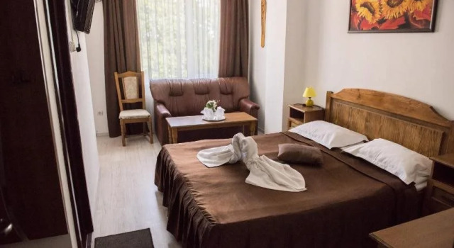 Hotel Dynes, Rezervovat Hotel 3hvězdičkové hotely v Eforie, 3*