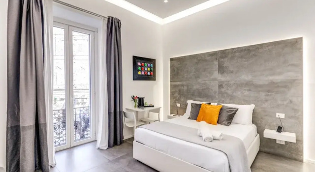 Номер Deluxe с балконом Gallery Suite Naples