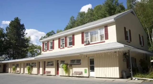 Sunset Motor Inn, Rezervasyon Otel West Lebanon New Hampshire