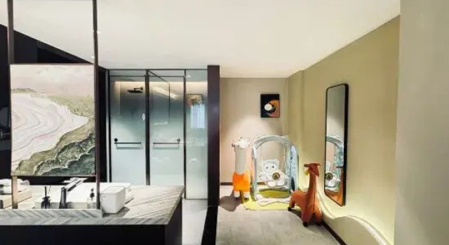 Семейный люкс Wyndham Garden Hotel  (Urumqi Tianshan International Airport)