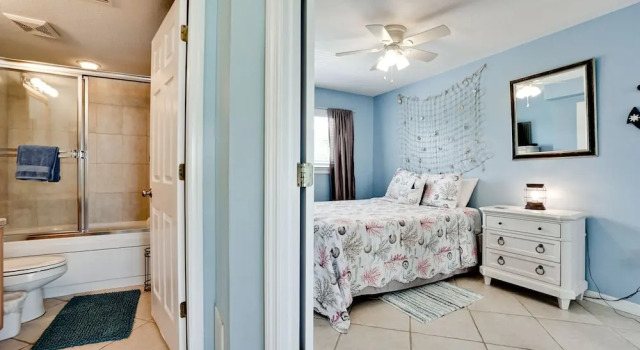 Beach House Resort Unit 6 - 1751542, Забронировать Курортный отель Брейдентон Sarasota Area