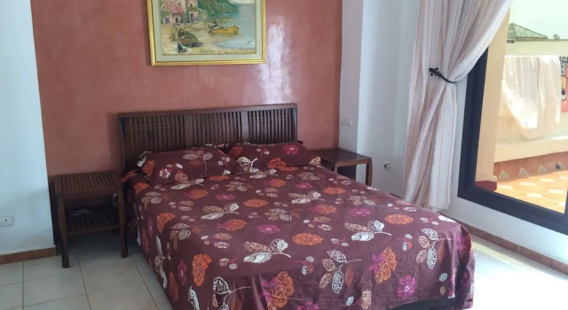 Marina View Apartment, Rezerwuj Apartament Hotele w Tanger-Tetouan z parkingiem, Parking