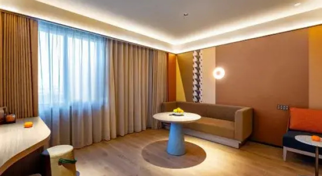 Люкс Orange Hotel (Tangshan North Railway Station)