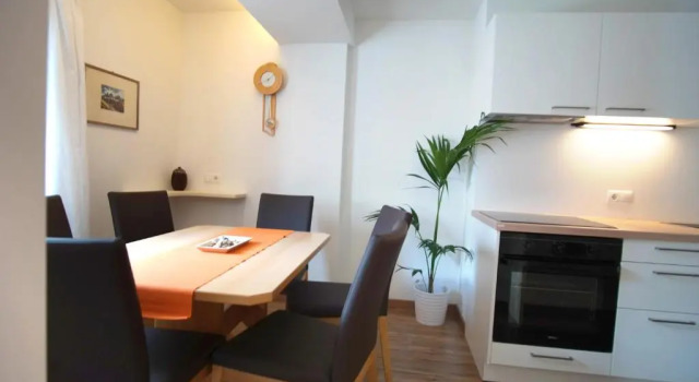 Апартаменты с 2 комнатами с видом на сад Apartments Rezia
