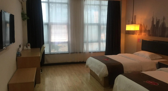 Двухместный номер Standard Thank Inn Plus Hotel Guangdong Dongguan Dalingshan Town Songshan Lake