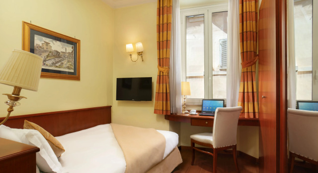 Hotel Homs
