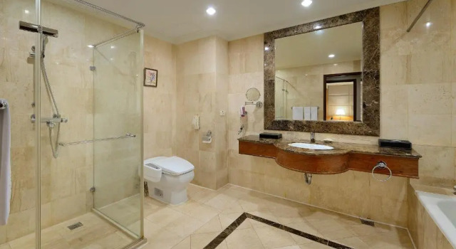 Люкс Deluxe Le Midi Hotel Jungli