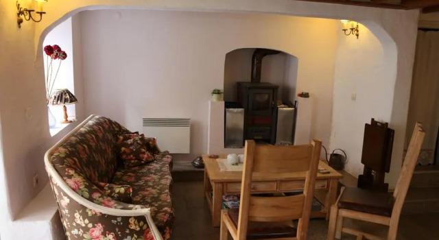 Eolya Konuk Evi