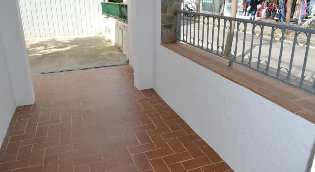 Port Castellar 11