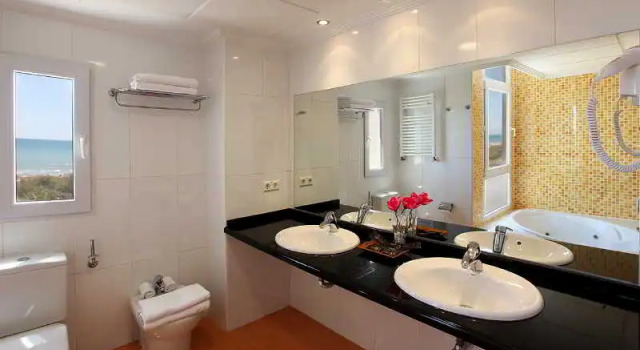 Номер Standard с балконом Hotel Playas de Guardamar