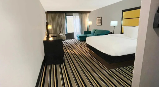 Двухместный люкс OYO Townhouse Jackson - Ridgeland