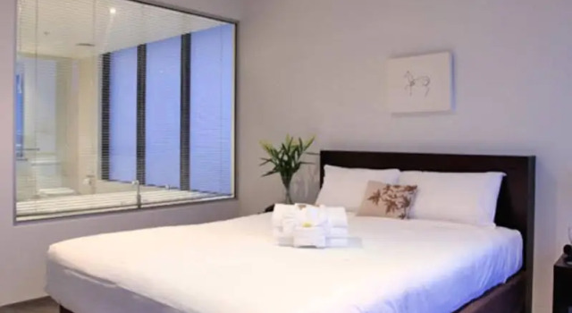 Holiday Holiday Surfers Paradise Apartments, Забронировать Апартаменты/квартира Серферс-Парадайс Голд-Кост, рядом с Пляж Баддс