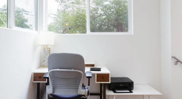 Bask in Light at an Artistic Townhouse Minutes From Downtown