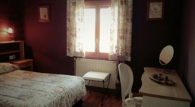 CASA RURAL LOS HALCONES, Забронировать Отель Турегано Сеговия