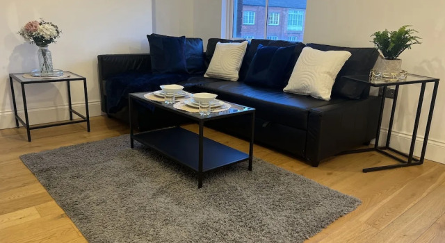 Hull Spacious Apartment 9, Забронировать Апартаменты/квартира Отели Кингстон-апон-Халл с завтраком, рядом с Hull Tourist Information Centre, Завтраки