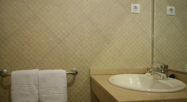Номер Standard Hotel Torre del Oro