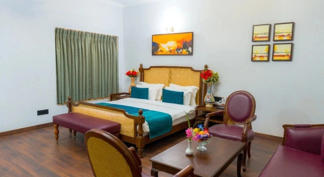 Вилла Deluxe Reebah Inn & Suites
