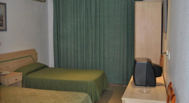 Hostal Blumen, Rezervați Hotel Algeciras Los Alcornocales Natural Park