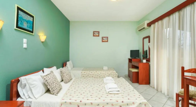 Студия Standard Hotel Makrina