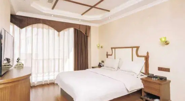 Люкс Deluxe Kaiyuan Wanguo Hotel