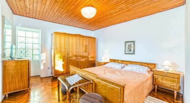 Apartments Matak 1003