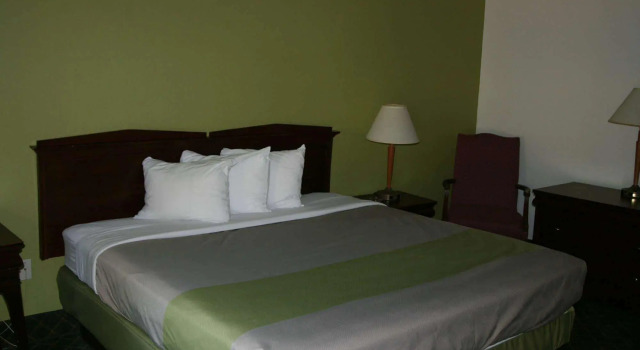 Двухместный номер Standard Travelodge by Wyndham Roanoke