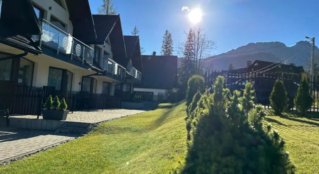Апартаменты Aparthotel DOMKI GIEWONT