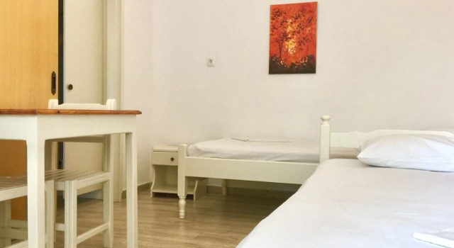 Студия Цокольный этаж с балконом Margarita Apartments