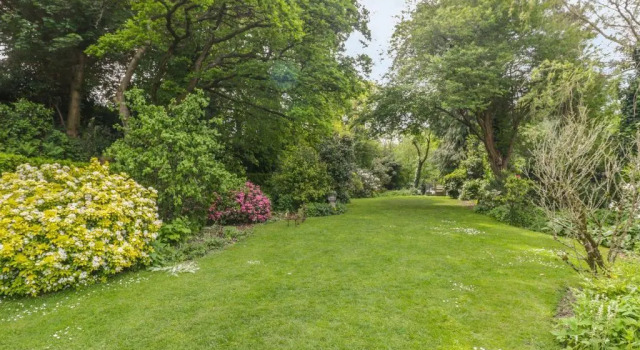 The Stable - 2 bed annexe, near Longleat, Book Hotel Warminster Wiltshire