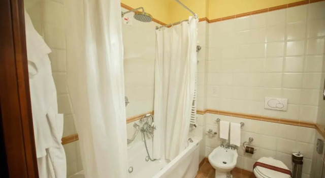 Трёхместный номер Classic Grand Hotel Vigna Nocelli