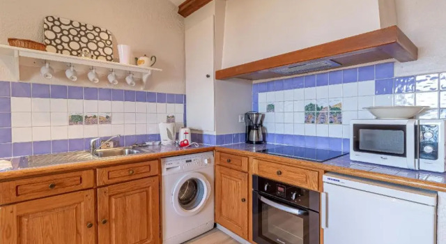 Le Mas d'Angeline, Book Hotel Monaco Tiree Island