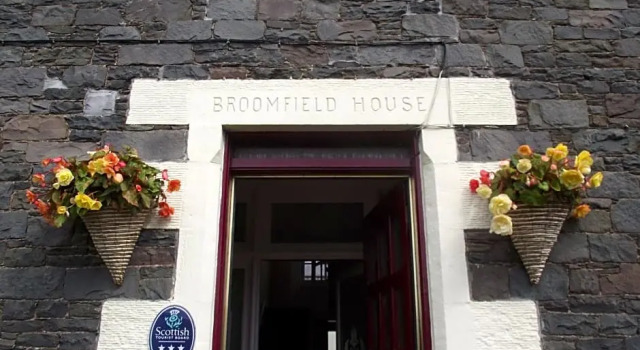 Broomfield House Bed and Breakfast, Забронировать Отель Отели Шотландских границ с парковкой, Парковка