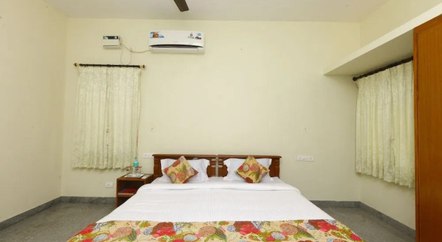 OYO 9785 Home Spacious 3BHK Rock Beach, Забронировать Отель Отели штата Тамилнада 3 звезды, 3*
