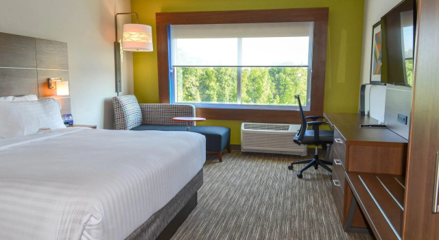 Двухместный номер Standard Holiday Inn Express & Suites - Charlotte NE - University Area by IHG